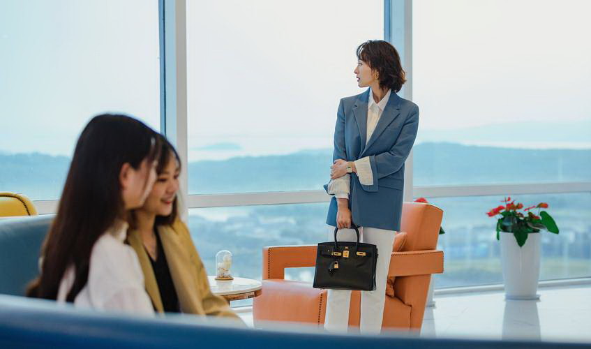 大学生学职场礼仪后的感悟10篇